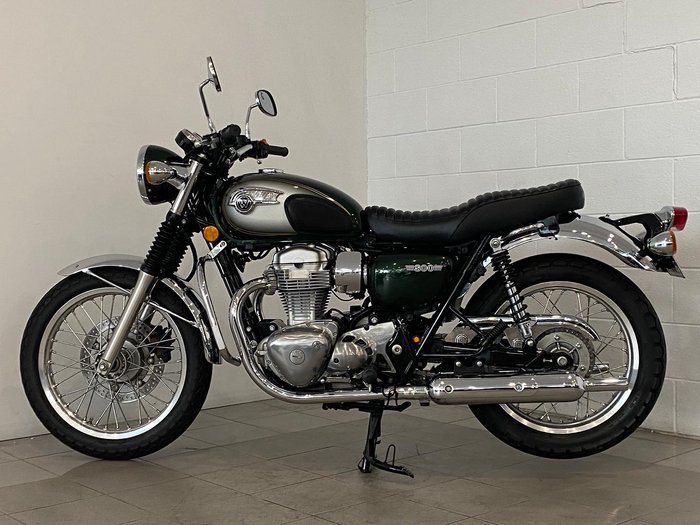 2011 Kawasaki W800 W Series Green