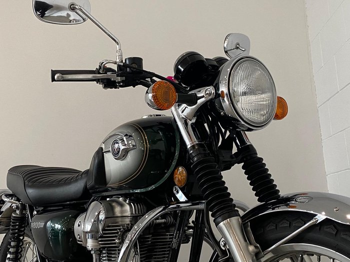 2011 Kawasaki W800 W Series Green