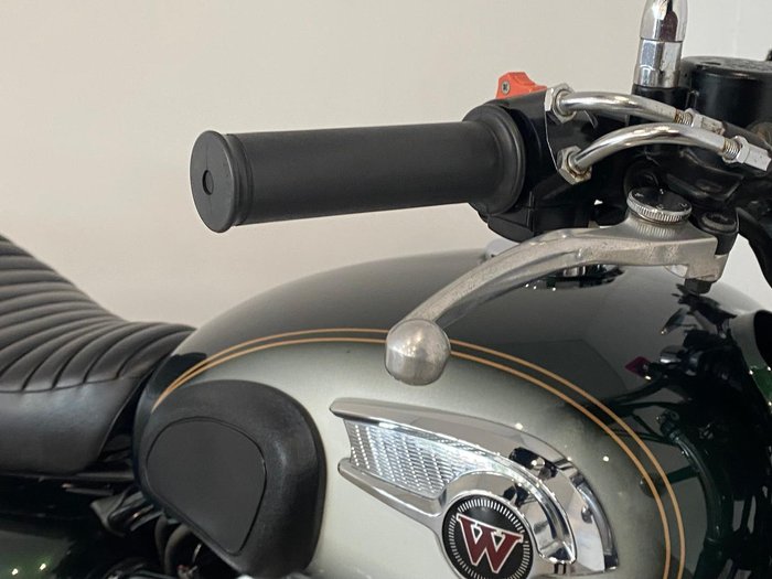 2011 Kawasaki W800 W Series Green