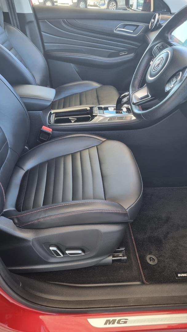 2022 MG HS Plus EV Essence