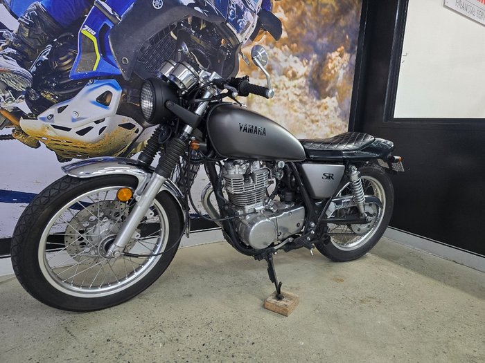 2014 Yamaha SR400 Grey