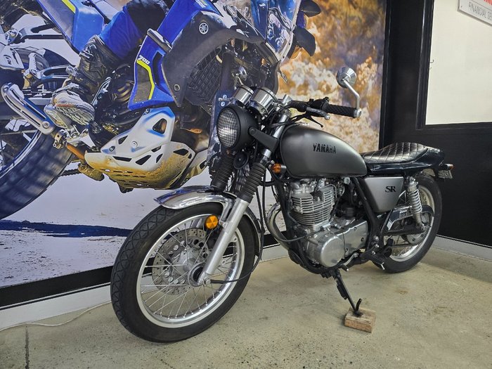 2014 Yamaha SR400 Grey