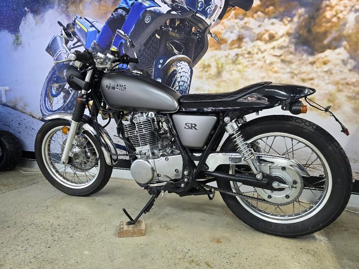 2014 Yamaha SR400 Grey