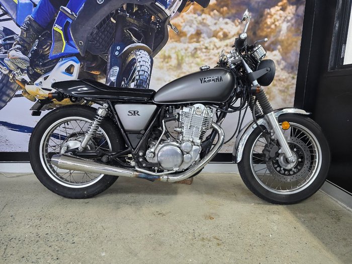 2014 Yamaha SR400 Grey