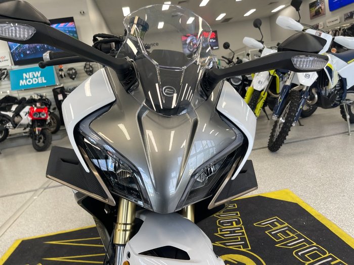 2024 CFMOTO 450 SR S WHITE