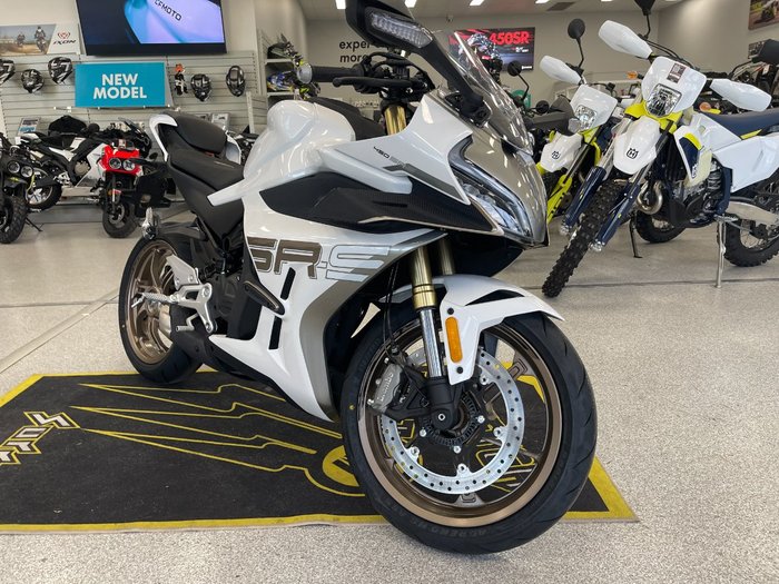 2024 CFMOTO 450 SR S WHITE