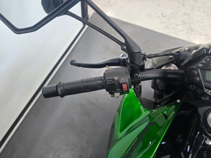 2025 Kawasaki Z1000 GREY