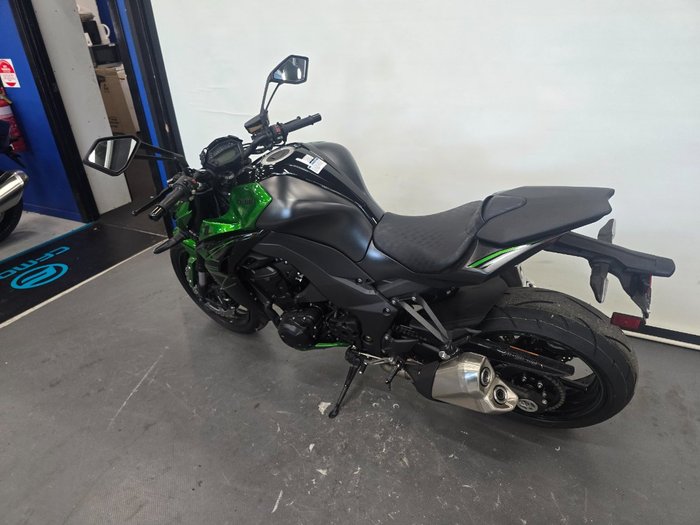 2025 Kawasaki Z1000 GREY