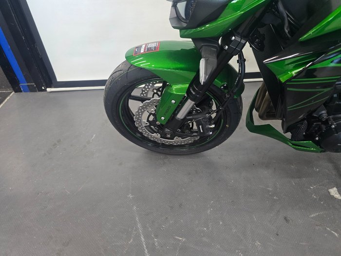 2025 Kawasaki Z1000 GREY
