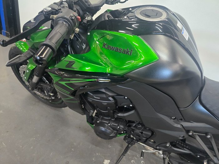2025 Kawasaki Z1000 GREY