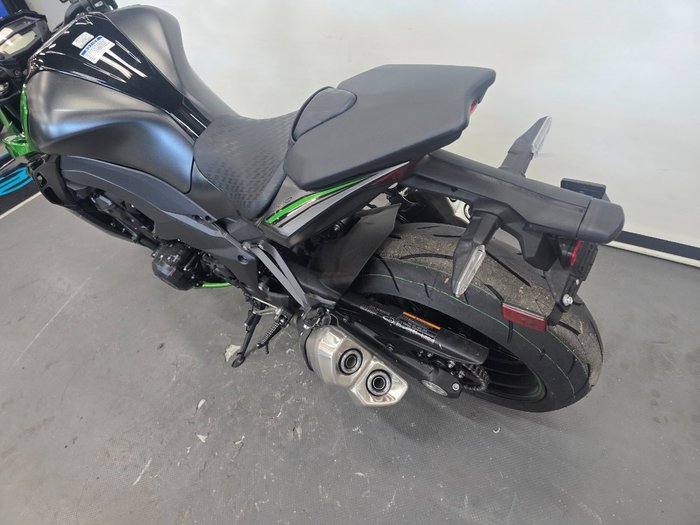 2025 Kawasaki Z1000 GREY