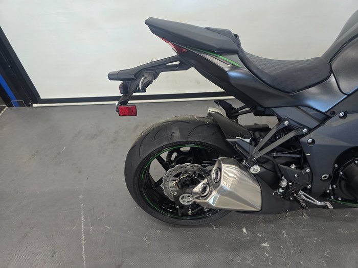 2025 Kawasaki Z1000 GREY