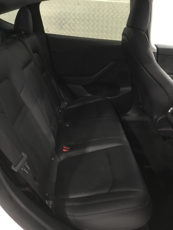 2022 Tesla Model Y Rear-Wheel Drive