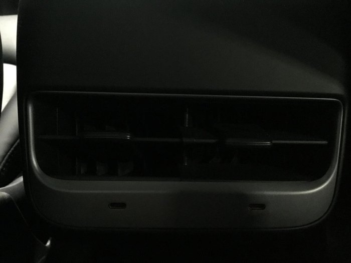 2022 Tesla Model Y Rear-Wheel Drive