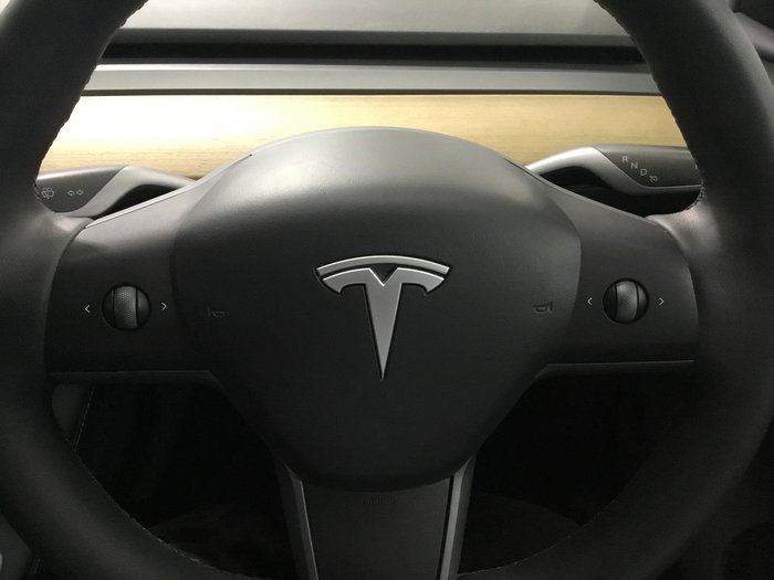 2022 Tesla Model Y Rear-Wheel Drive