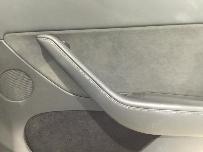 2022 Tesla Model Y Rear-Wheel Drive
