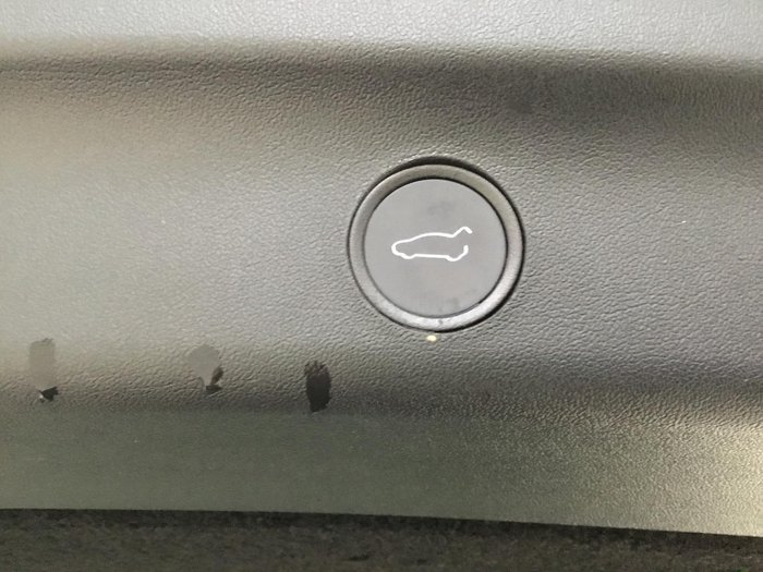2022 Tesla Model Y Rear-Wheel Drive