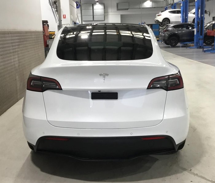 2022 Tesla Model Y Rear-Wheel Drive