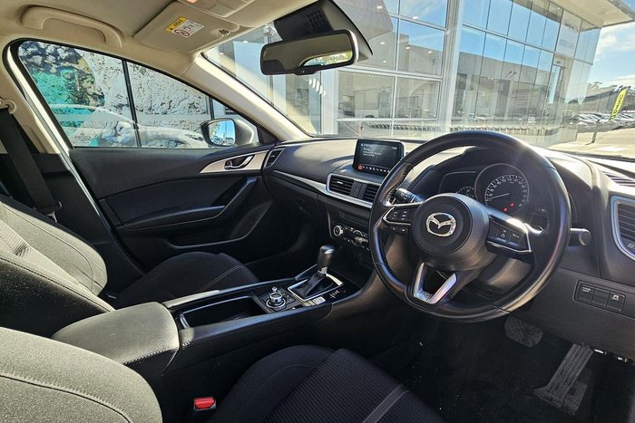 2018 Mazda 3 Maxx Sport