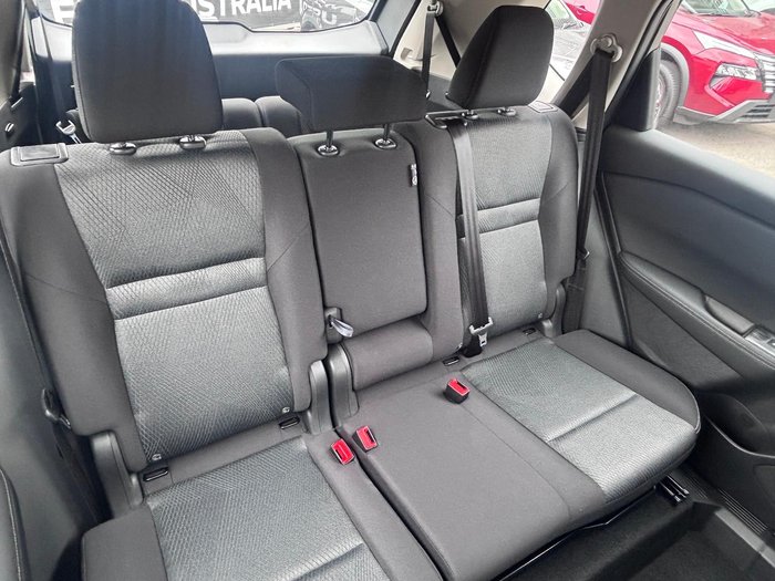 2026 Nissan X-TRAIL ST T33 MY26 4X4 On Demand Diamond Black