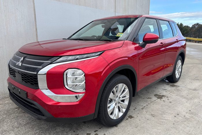 2025 Mitsubishi Outlander