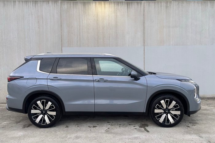 2025 Mitsubishi Outlander Aspire