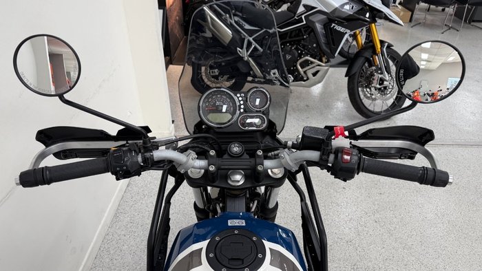 2020 Royal Enfield HIMALAYAN VENTURA BLUE E5