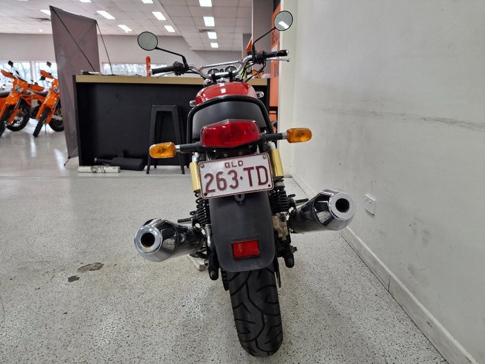 2019 Royal Enfield INTERCEPTOR 650 CLASSIC Red