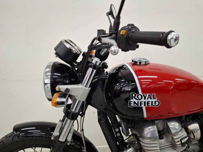 2019 Royal Enfield INTERCEPTOR 650 CLASSIC Red