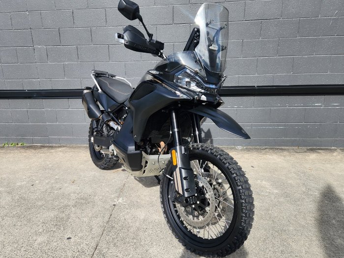 2025 CFMOTO MT-X BLACK