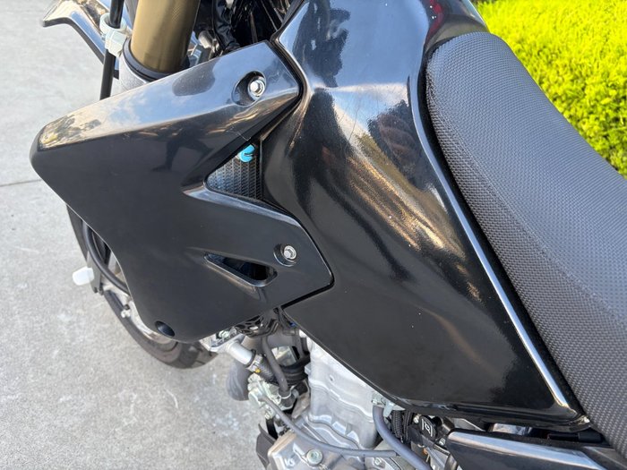 2021 Suzuki DR-Z400 SM Black