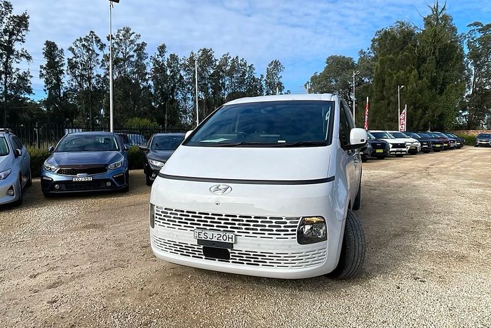 2022 Hyundai STARIA LOAD