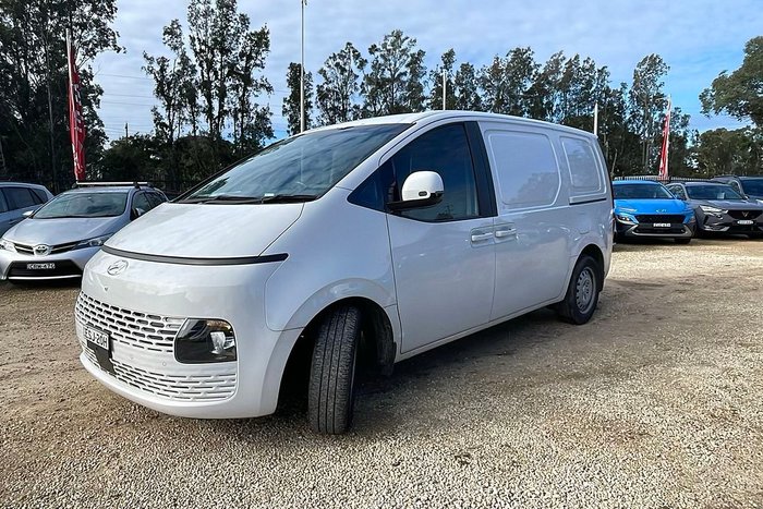 2022 Hyundai STARIA LOAD