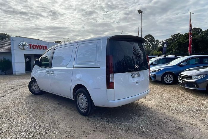 2022 Hyundai STARIA LOAD