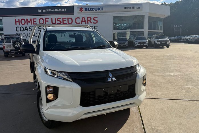 2023 Mitsubishi Triton GLX