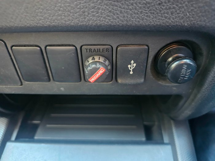 2022 Mitsubishi Triton GLX