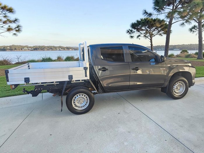 2022 Mitsubishi Triton GLX