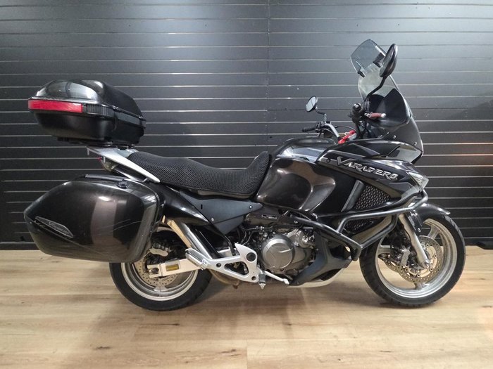 2009 Honda XL1000V VARADERO Silver