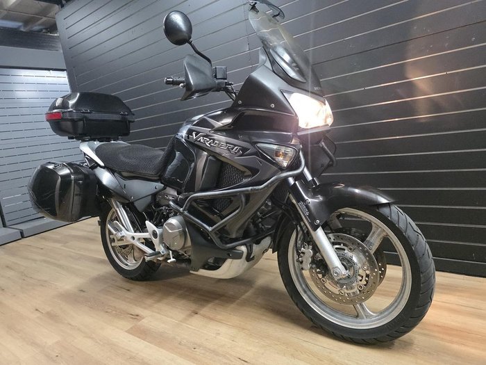 2009 Honda XL1000V VARADERO Silver