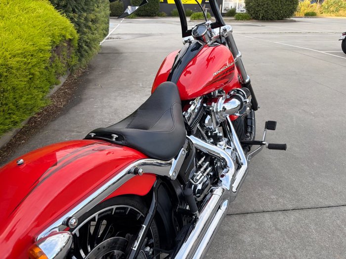 2017 HARLEY-DAVIDSON FXSB SOFTAIL BREAKOUT Orange