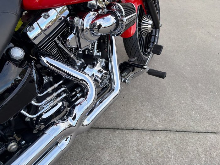 2017 HARLEY-DAVIDSON FXSB SOFTAIL BREAKOUT Orange