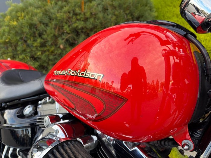 2017 HARLEY-DAVIDSON FXSB SOFTAIL BREAKOUT Orange