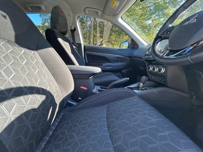 2022 Mitsubishi ASX ES