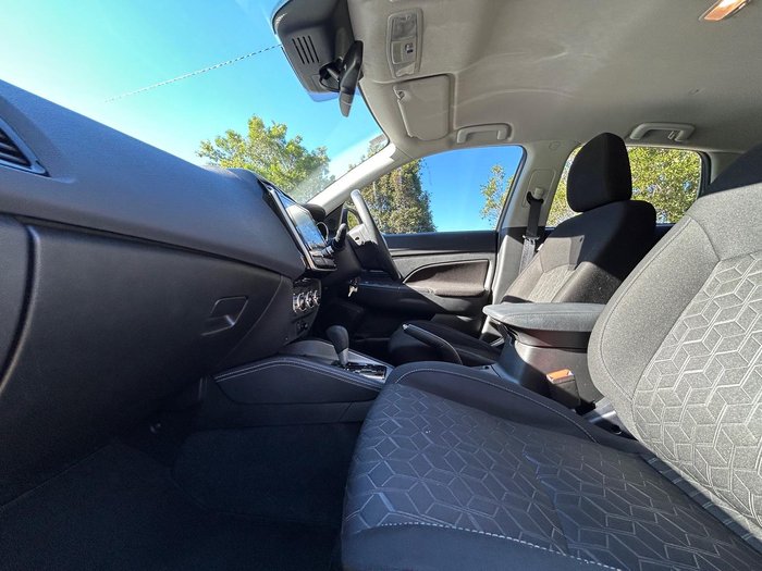 2022 Mitsubishi ASX ES