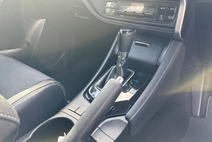 2016 Toyota Corolla ZR