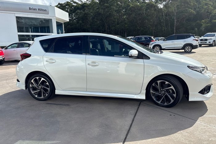 2016 Toyota Corolla ZR
