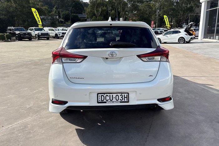 2016 Toyota Corolla ZR
