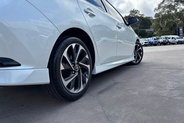 2016 Toyota Corolla ZR