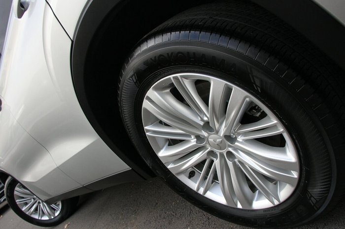 2024 Mitsubishi Outlander LS