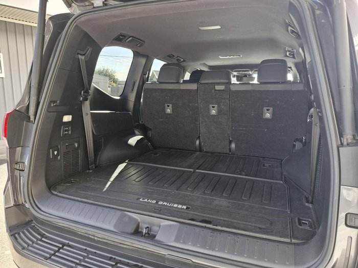 2022 Toyota Landcruiser Sahara